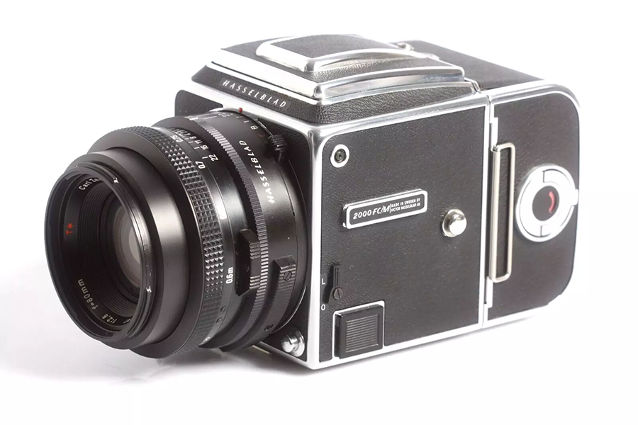 Hasselblad 2000FC/M keskikokoinen kamera